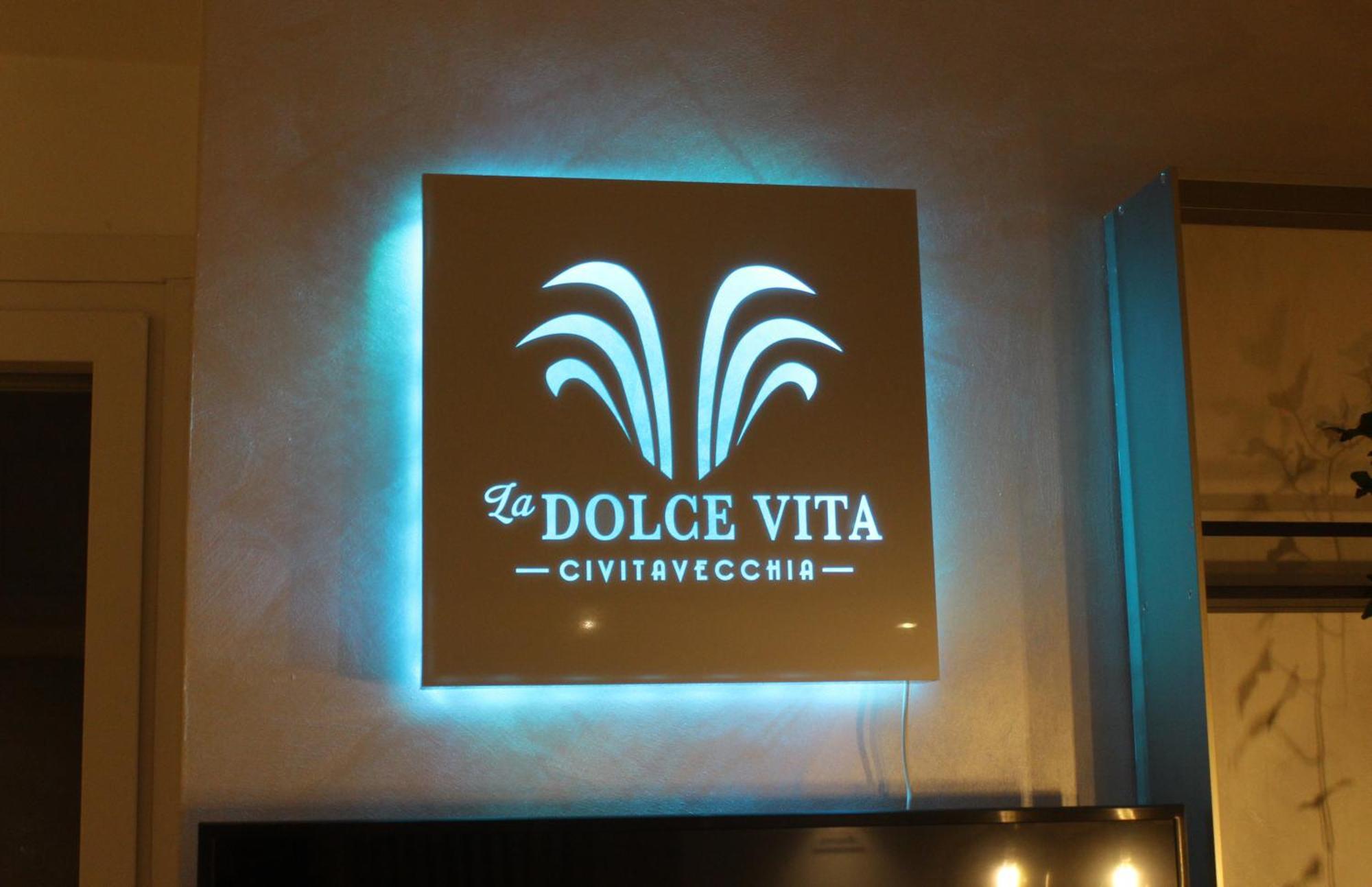 La Dolce Vita ชิวิตาเวกเกีย ภายนอก รูปภาพ